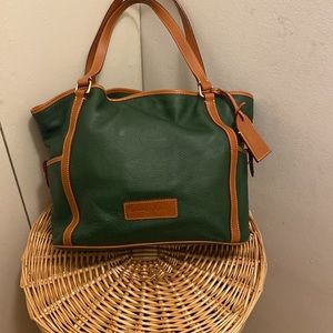 Dooney & Bourke